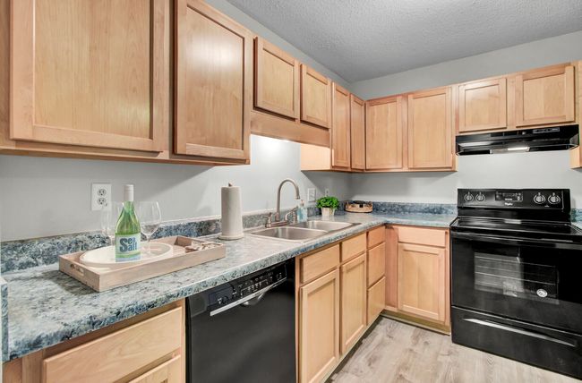 21 Rivers Point Row 4B | Image 8