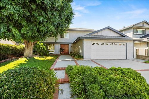 23668 Via Delfina, Valencia, CA, 91355-2631 | Card Image