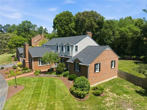 1300 Robin Hood Rd, High Point, NC, 27262-7391 | Card Image