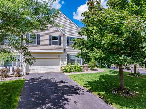 875 Braunworth Ct, Chaska, MN, 55318-3242 | Card Image