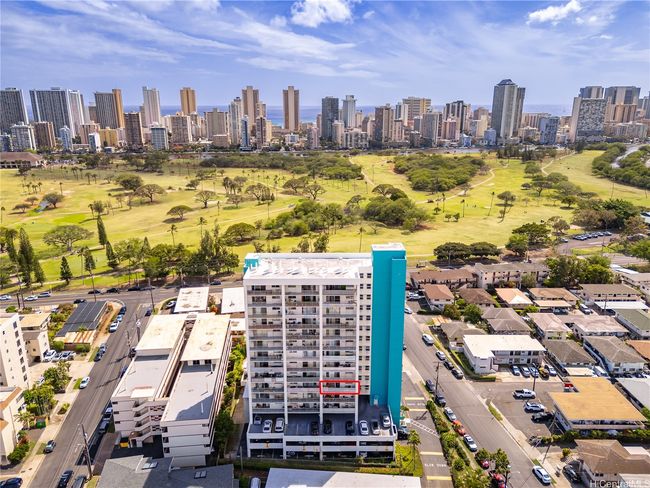 Located on the 6th floor, only minutes to Waikiki | Image 24