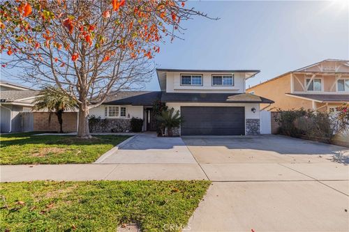 9422 Nantucket Dr, Huntington Beach, CA, 92646-3534 | Card Image