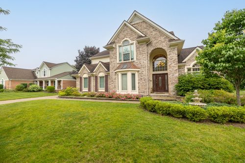 45801 Henley Dr, Canton, MI, 48187-4836 | Card Image