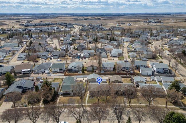 6117 Enevold Dr, House other with 4 bedrooms, 3 bathrooms and 4 parking in Camrose AB | Image 39