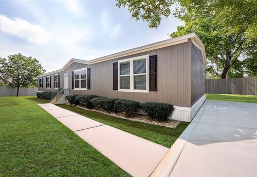 1304 Saddleback Dr, Bellville, TX, 77418 | Card Image