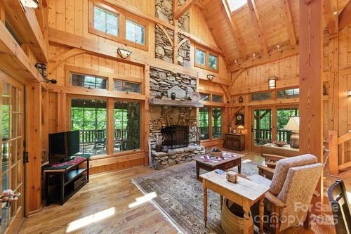 151 Sanctuary Dr, Burnsville, NC, 28714-6507 | Card Image