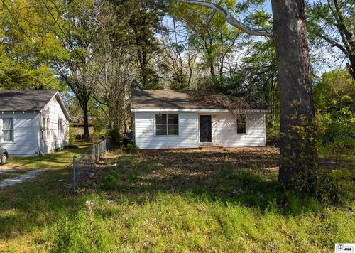 713 Standifer Ave, Monroe, LA, 71202-5637 | Card Image