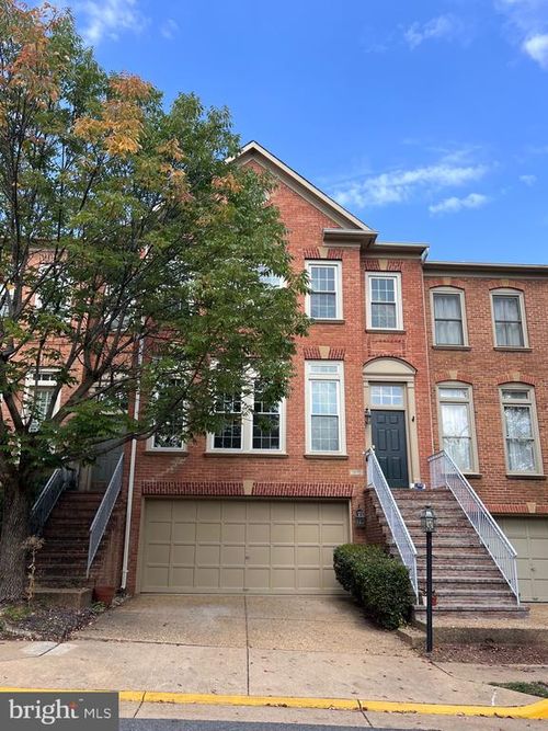 1815 Dawson St, VIENNA, VA, 22182-2575 | Card Image