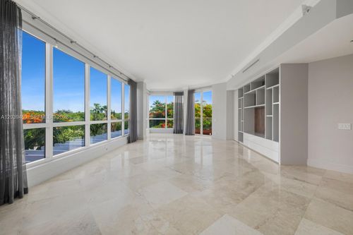 4h-10 Edgewater Dr, Coral Gables, FL, 33133-6963 | Card Image