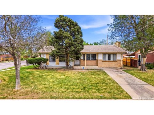 708 S Wheeling St, Aurora, CO, 80012-3566 | Card Image