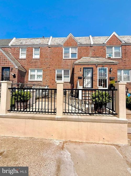 6744 Eastwood St, PHILADELPHIA, PA, 19149-2332 | Card Image