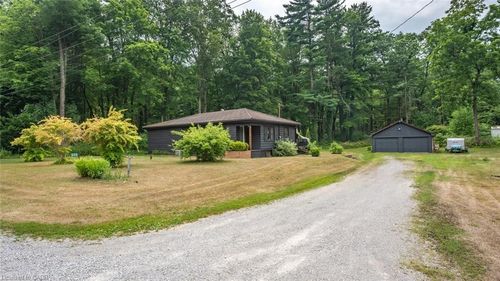 555 Turkey Point Rd, Vittoria, ON, N0E1W0 | Card Image