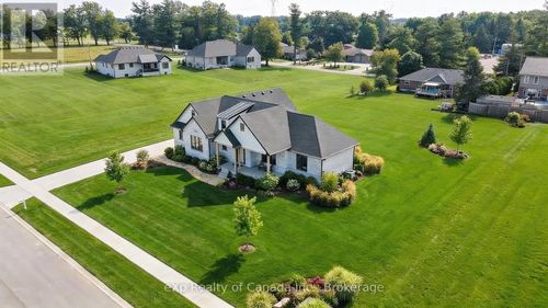 65 Meadowlands Dr, Otterville, ON, N0J1R0 | Card Image