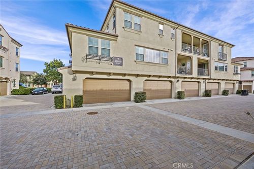 430 Maravilla Ln, Brea, CA, 92823-6390 | Card Image