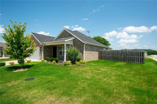 70 E Loveland Loop, Farmington, AR, 72730-3090 | Card Image