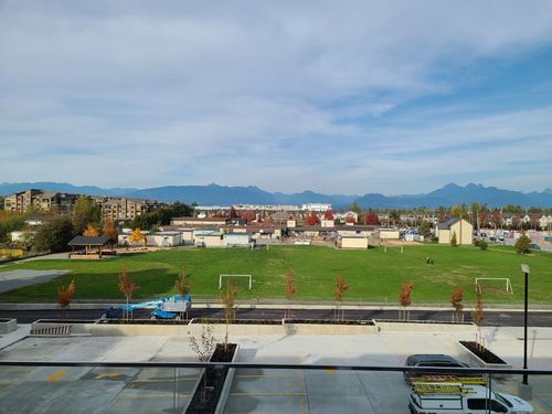 a327-20727 Willoughby Town Centre Dr, Langley, BC, V2Y3N1 | Card Image