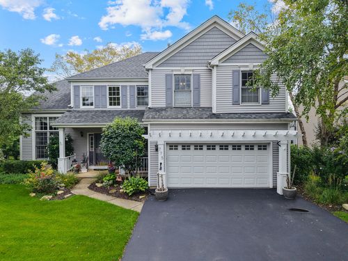 N775 W Curtis Sq, Geneva, IL, 60134 | Card Image