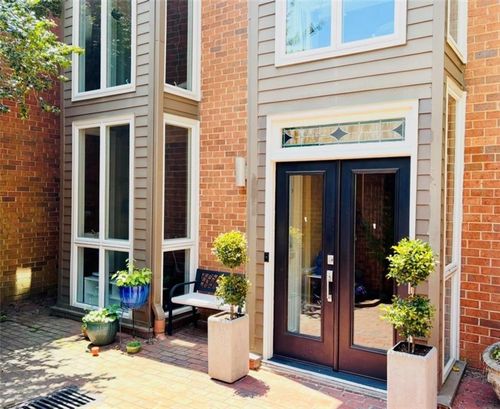 3 Willow Gln, Atlanta, GA, 30342-1109 | Card Image
