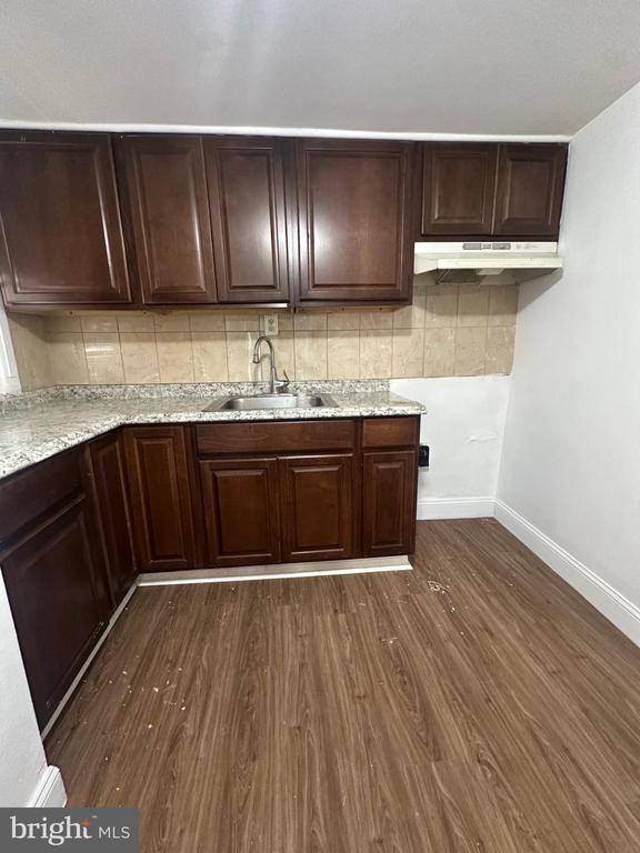 Residential in PHILADELPHIA 4