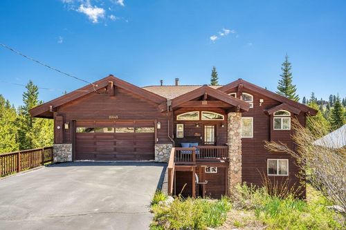 15645 Skislope Way, Truckee, CA, 96161 | Card Image