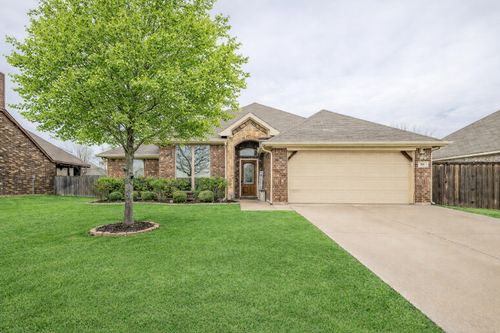 108 Fieldview Dr, Crandall, TX, 75114-5141 | Card Image