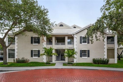 215-2850 N Oakland Forest Dr, Oakland Park, FL, 33309-7622 | Card Image