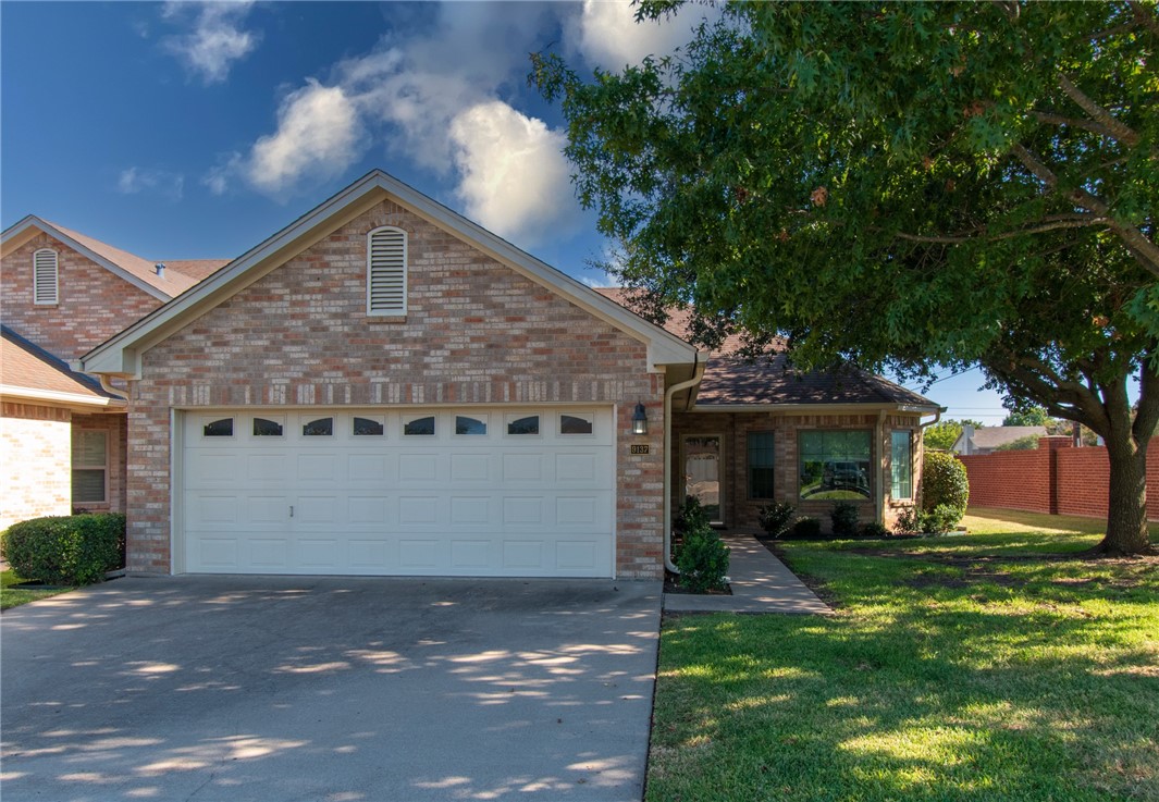 Darby Ln, Waco, TX 76712