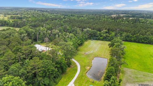 19397 La Highway 42, Livingston, LA, 70754-4020 | Card Image