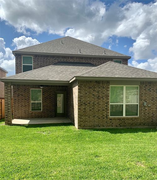 6151 White Spruce Dr, Conroe, TX, 77304-3237 | Card Image