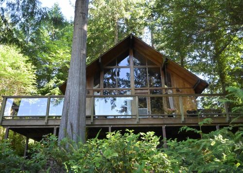 6190 Coracle Dr, Sechelt, BC, V7Z0C9 | Card Image