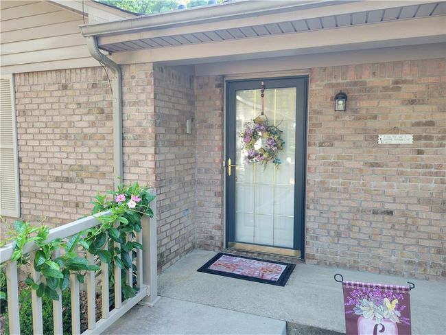 Inviting entry to this home | Image 4