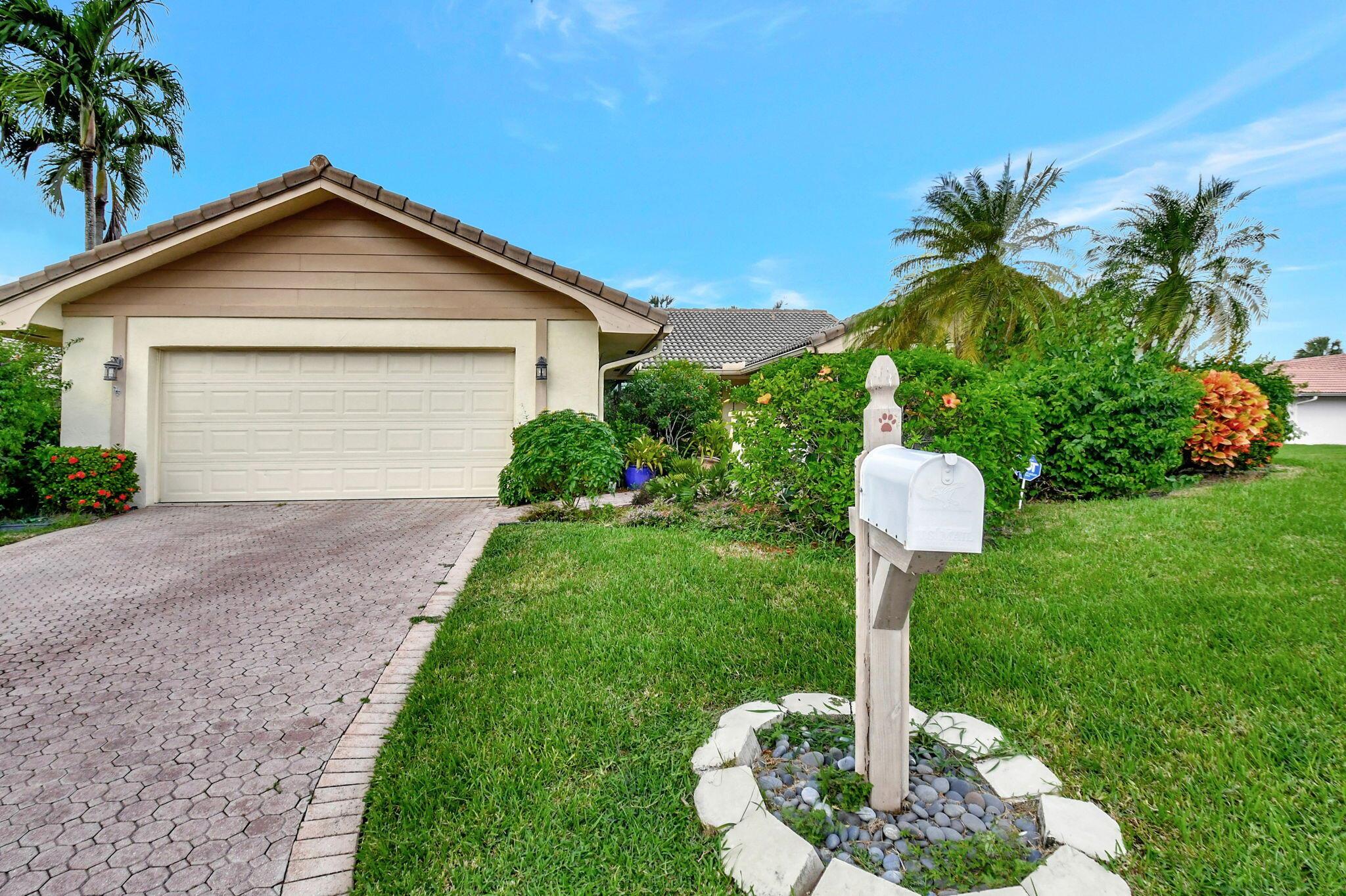 Villas Dr, Boca Raton, FL 33433