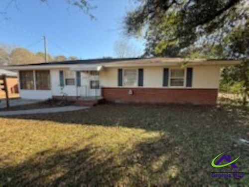318 Bruce St, Warner Robins, GA, 31093-2245 | Card Image