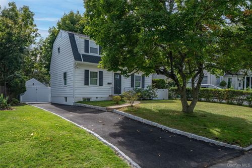 208 Lincoln Ave, Eastchester, NY, 10709-1205 | Card Image