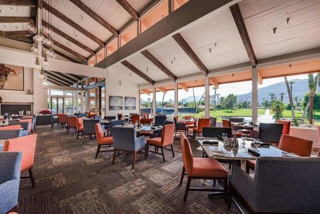 Restaraunt Dining | Image 30