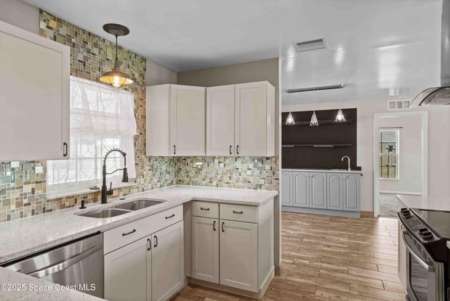 1641 Paragon Rd Se, House other with 3 bedrooms, 2 bathrooms and null parking in PALM BAY FL | Image 8