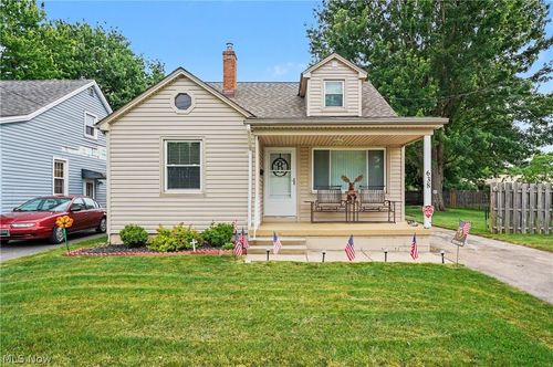 638 Brandon Ave, Struthers, OH, 44471-1317 | Card Image