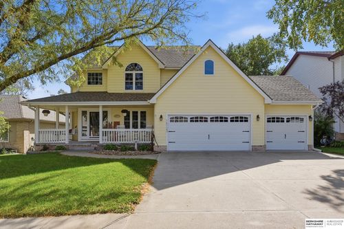 16123 Gertrude St, Omaha, NE, 68136-1043 | Card Image