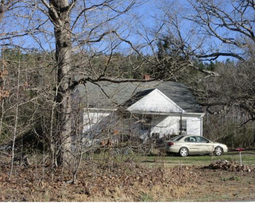 8100 Stage Coach Rd, Nathalie, VA, 24577-3462 | Card Image