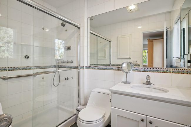 3 Idle Day Knl, House other with 5 bedrooms, 3 bathrooms and null parking in Centerport NY | Image 17