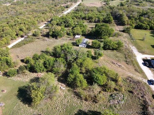 27093 State Highway 32, Terral, OK, 73569-5058 | Card Image