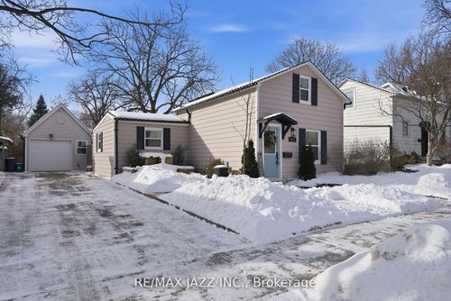 922 Byron St S, Whitby, ON, L1N4R9 | Card Image
