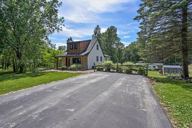 8041 Donovan Rd, House other with 3 bedrooms, 2 bathrooms and null parking in Dexter MI | Image 4