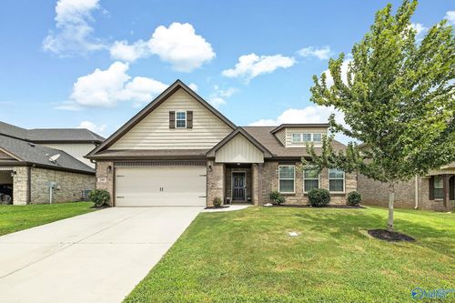 295 Avebury Rd, Meridianville, AL, 35759-1990 | Card Image