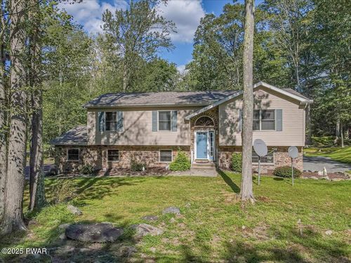 801 Sun Valley Ct, Tafton, PA, 18464-9680 | Card Image