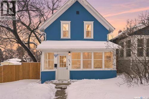 201 28th St W, Saskatoon, SK, S7L0K4 | Card Image