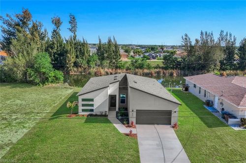 421 Ne 19th Ter, Cape Coral, FL, 33909-5234 | Card Image