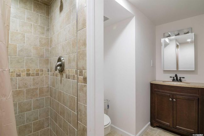 39 Cambria Rd, House other with 3 bedrooms, 2 bathrooms and null parking in Syosset NY | Image 14