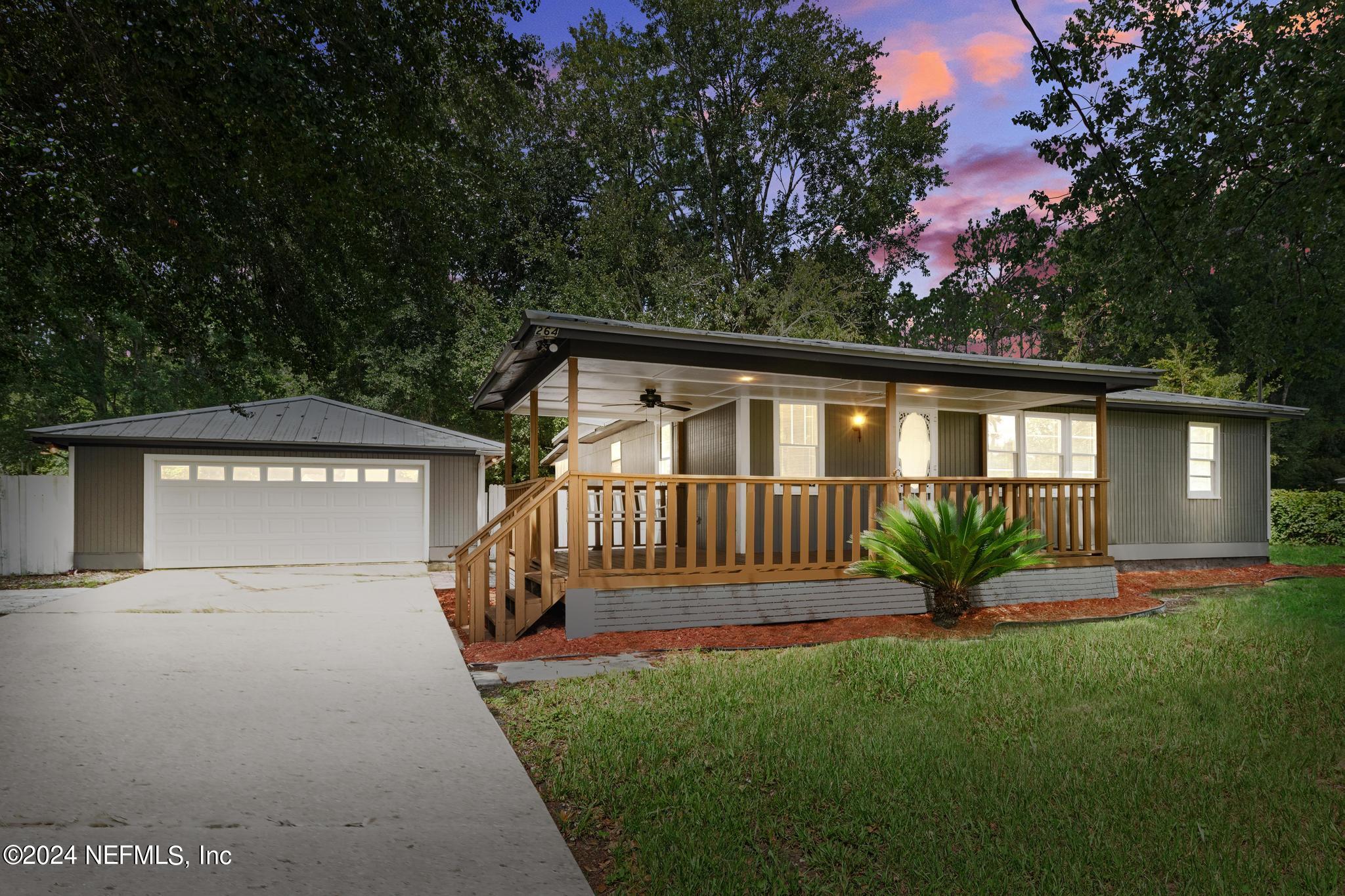 Velvet Dr, Jacksonville, FL 32220