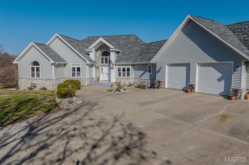 31320 Oslo Dr, Lebanon, MO, 65536-8299 | Card Image